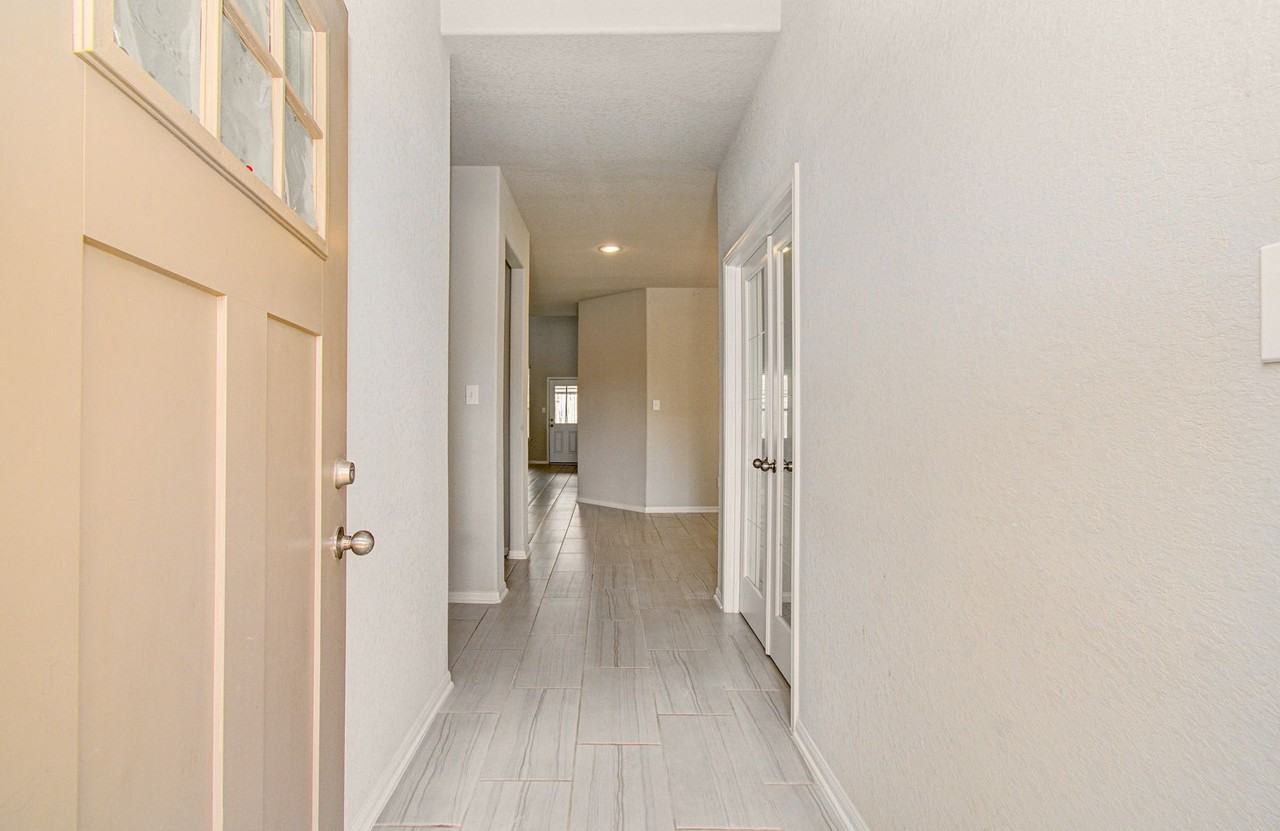 20722 Iron Timber Ln - Photo 2 of 50