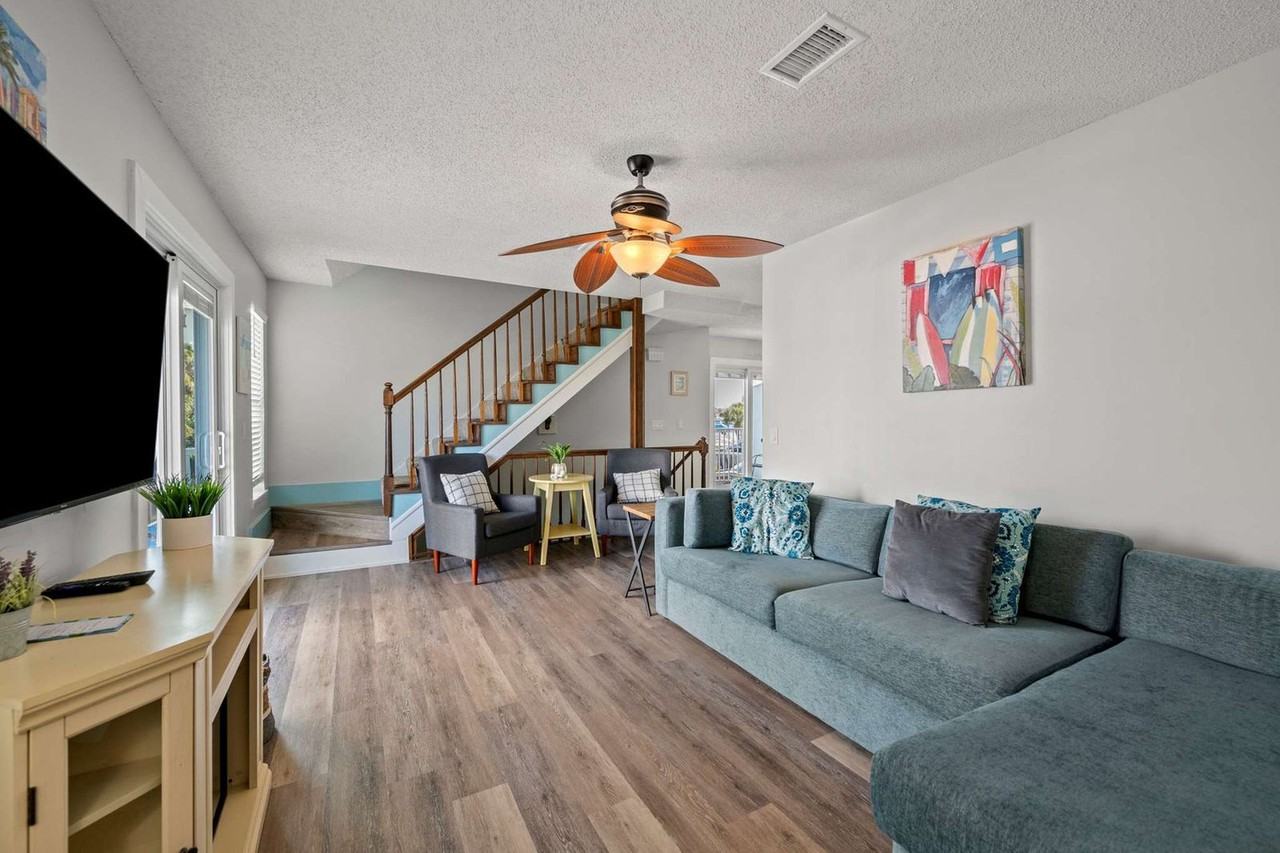 22 Moreno Point Rd #1285920P - Photo 2 of 46