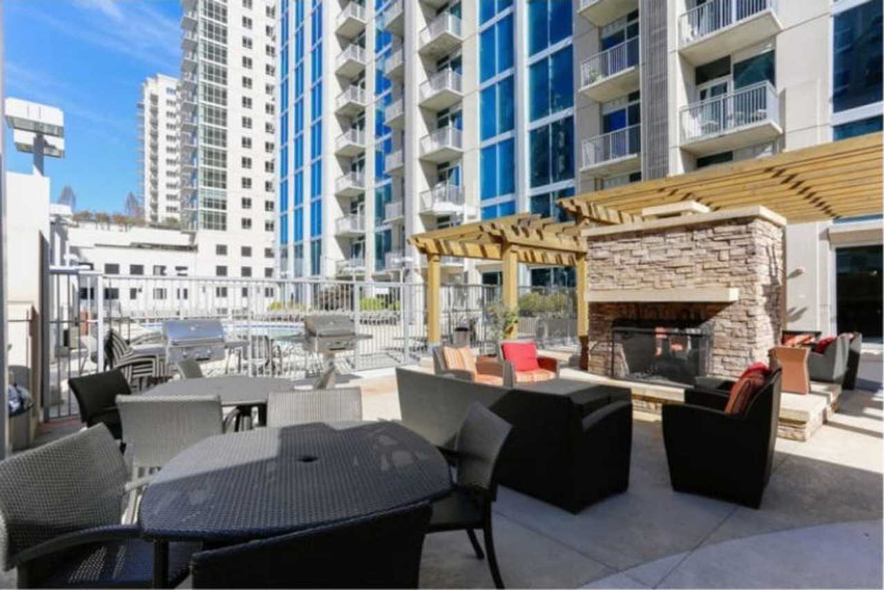 415 S Mint St #1344180P - Photo 5 of 24