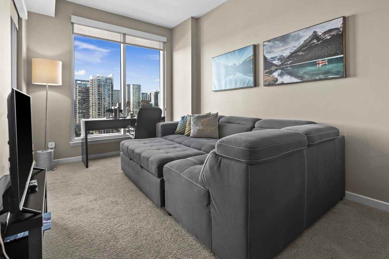 1320 1 St Se #1345813P - Photo 3 of 42