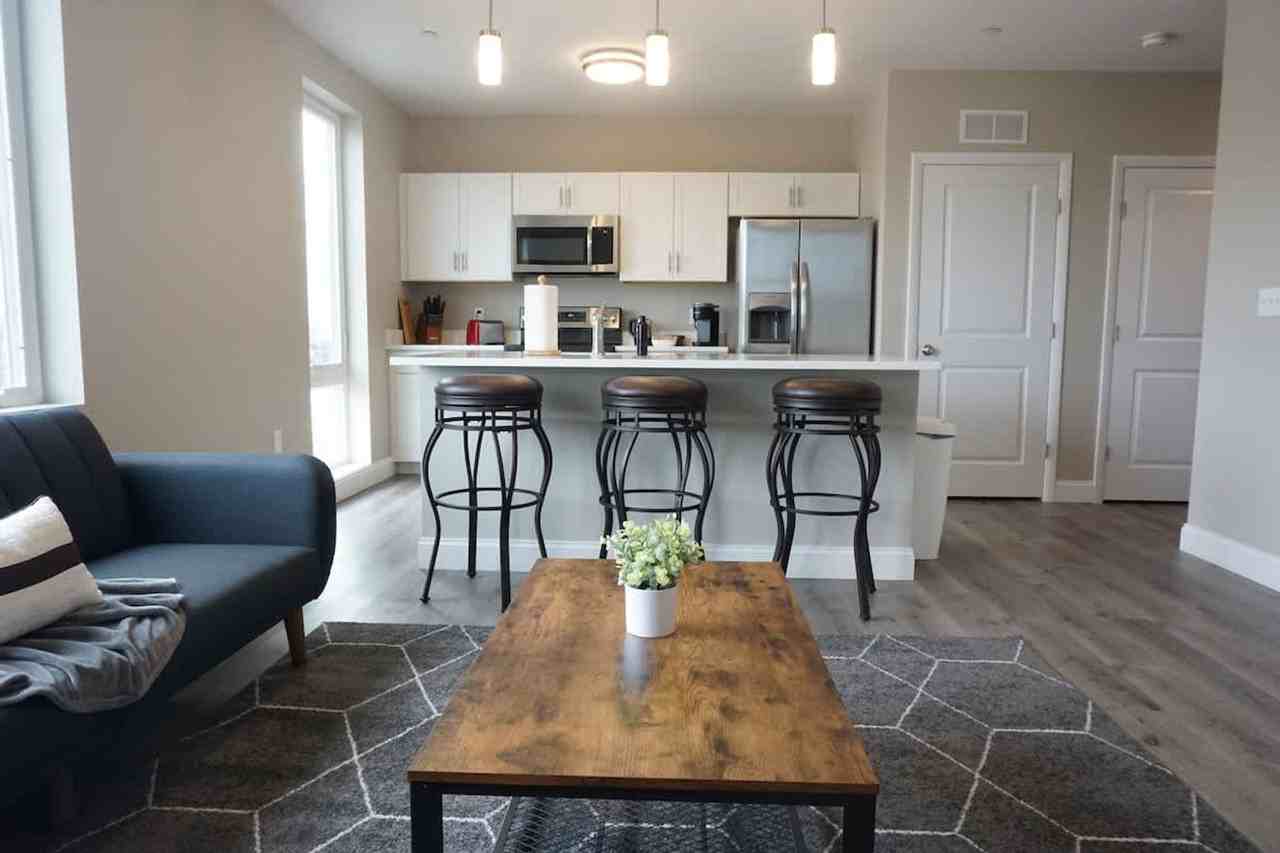 140 Pearl St #1470155P - Photo 2 of 15