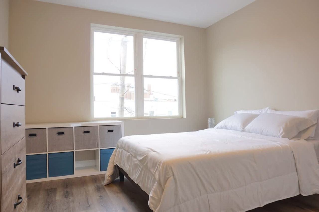 140 Pearl St #1470155P - Photo 6 of 15