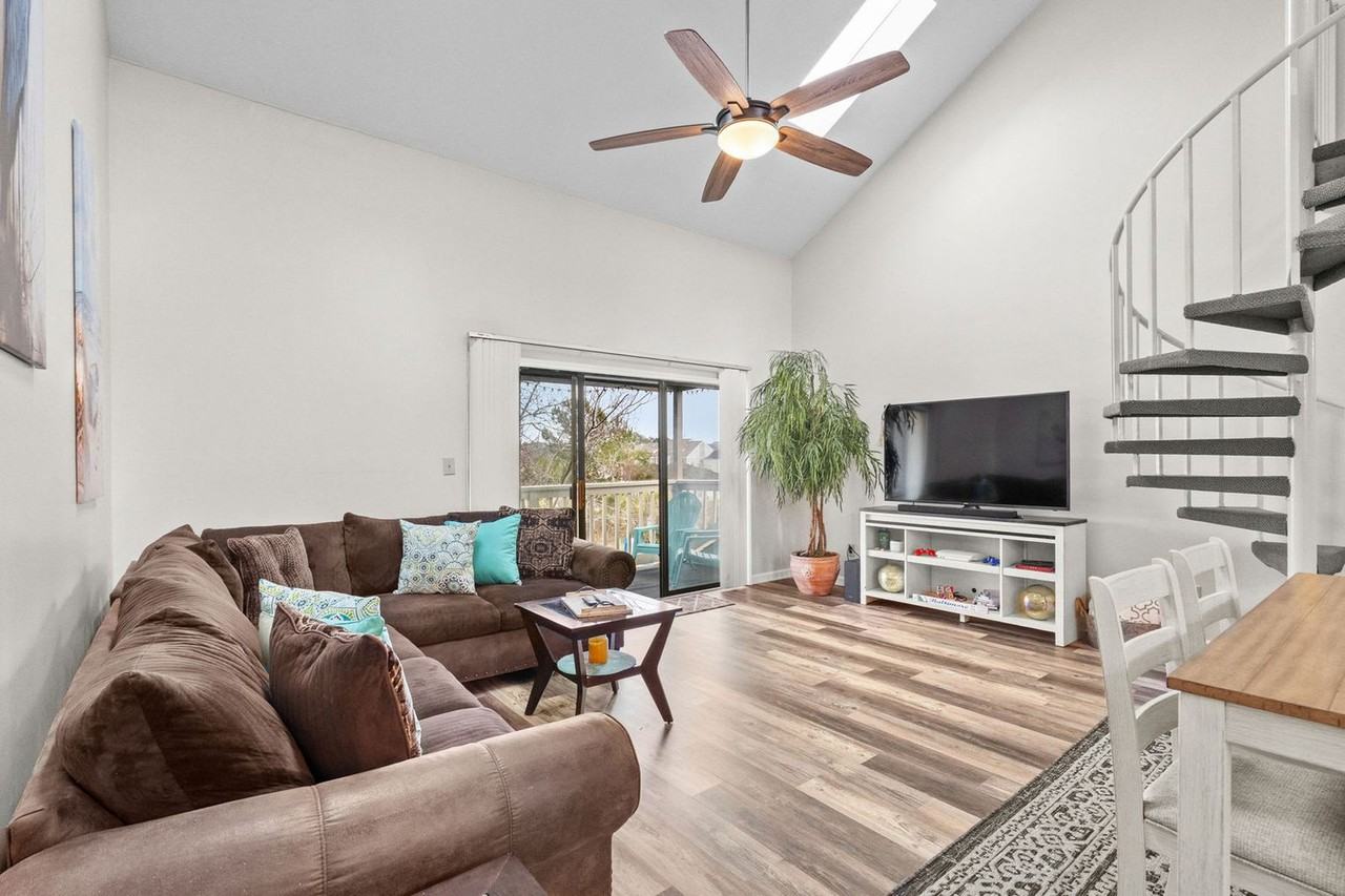 1920 Bent Grass Dr #1492771P - Photo 7 of 46