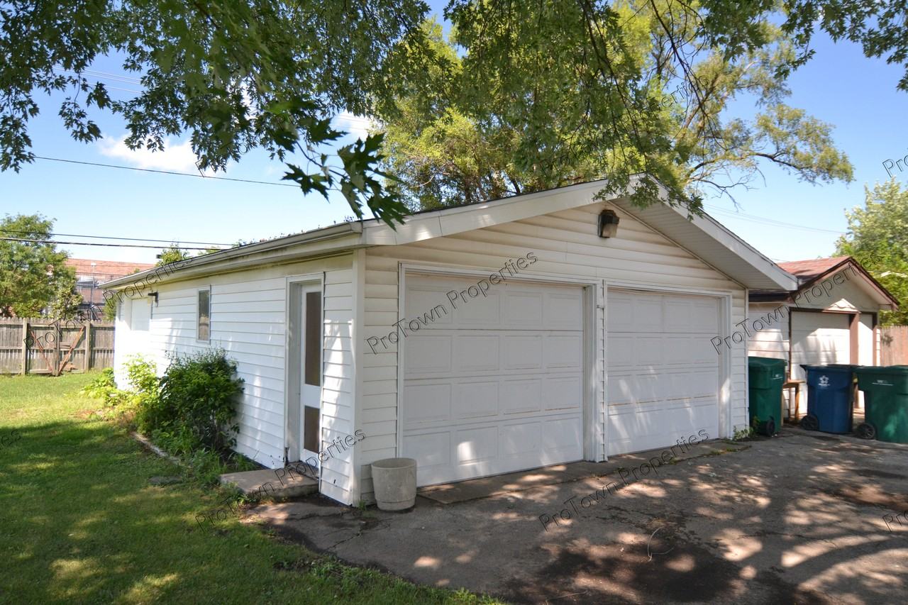 125 Saint Joseph Avenue - Photo 2 of 11