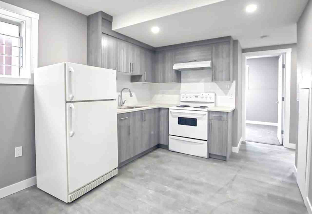 70 Martinbrook Link Ne - Photo 2 of 8