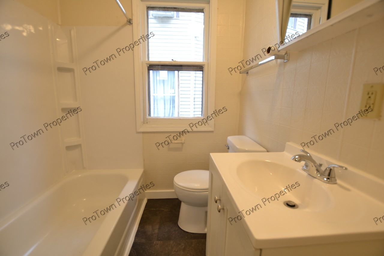 573 East Dover Street - Photo 6 of 9