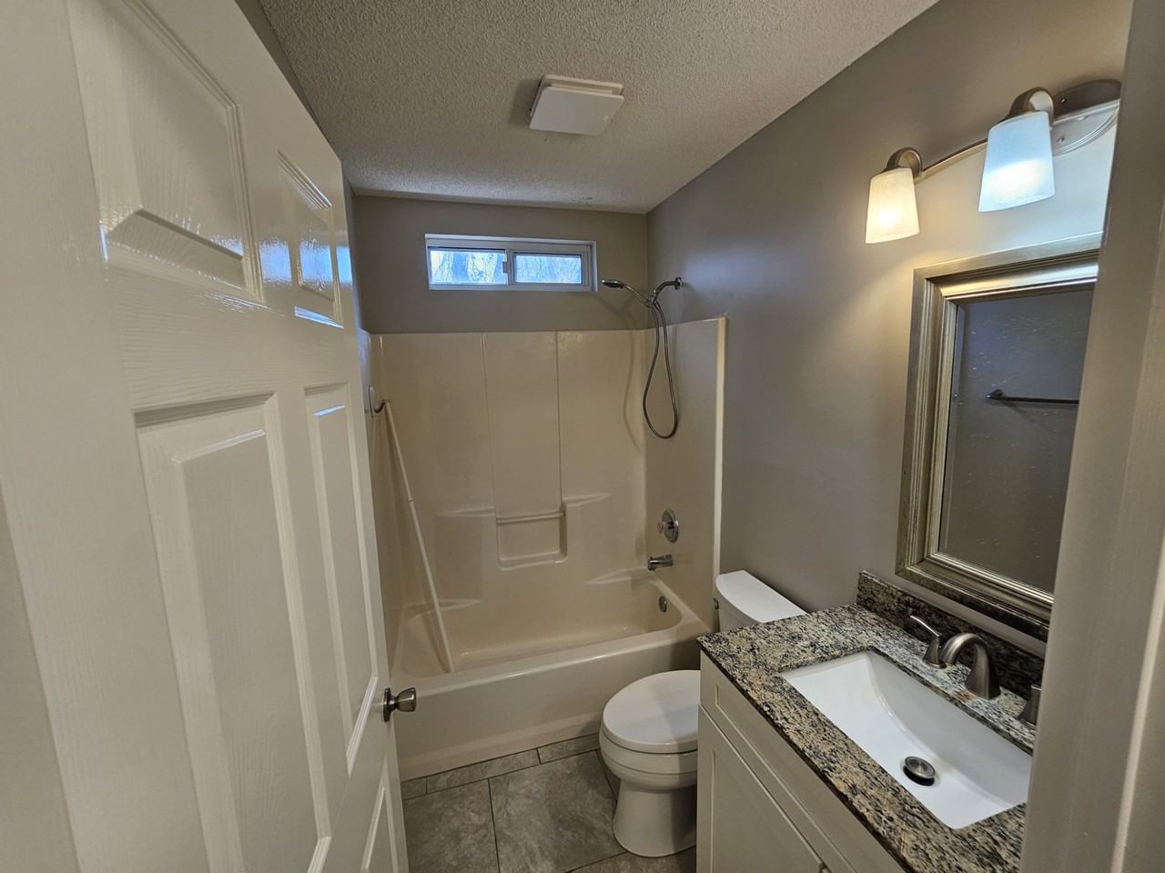 189 E Lakemont DrUnit A #A - Photo 6 of 14