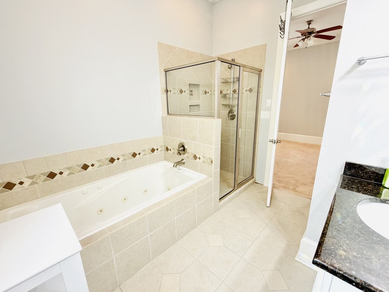 33 Golden Spur Ln #1 - Photo 6 of 23