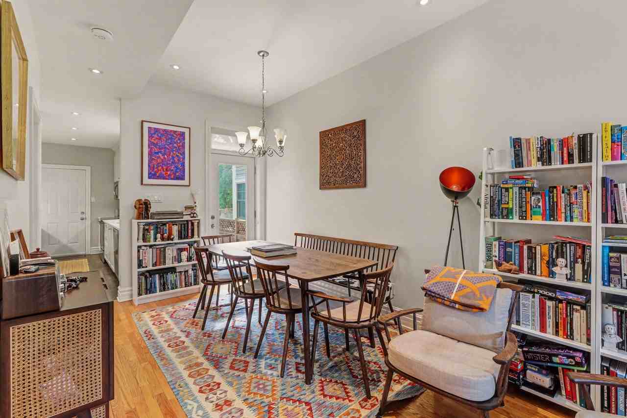 34 Lewis Street - Photo 7 of 26