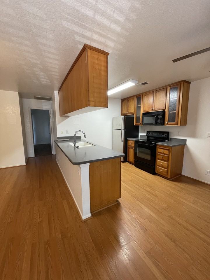 1125 Sheridan Avenue #56 - Photo 3 of 12