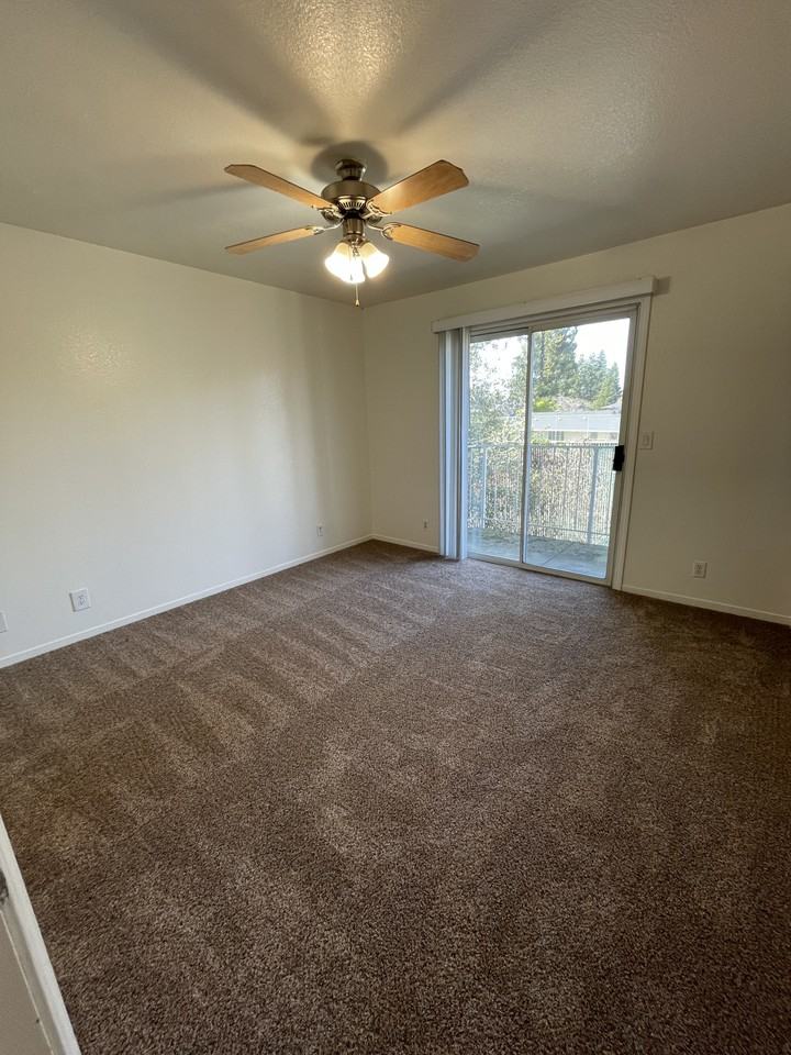 1125 Sheridan Avenue #56 - Photo 7 of 12