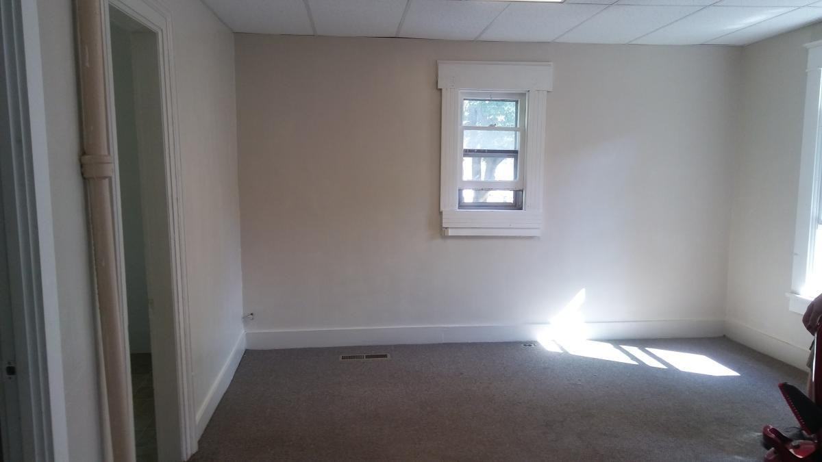 33 S Manning St #C - Photo 7 of 12