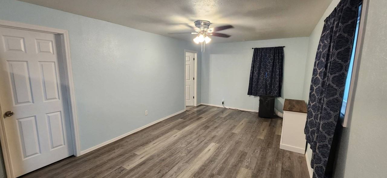 1302 S Highway 30 #1 - Photo 2 of 6