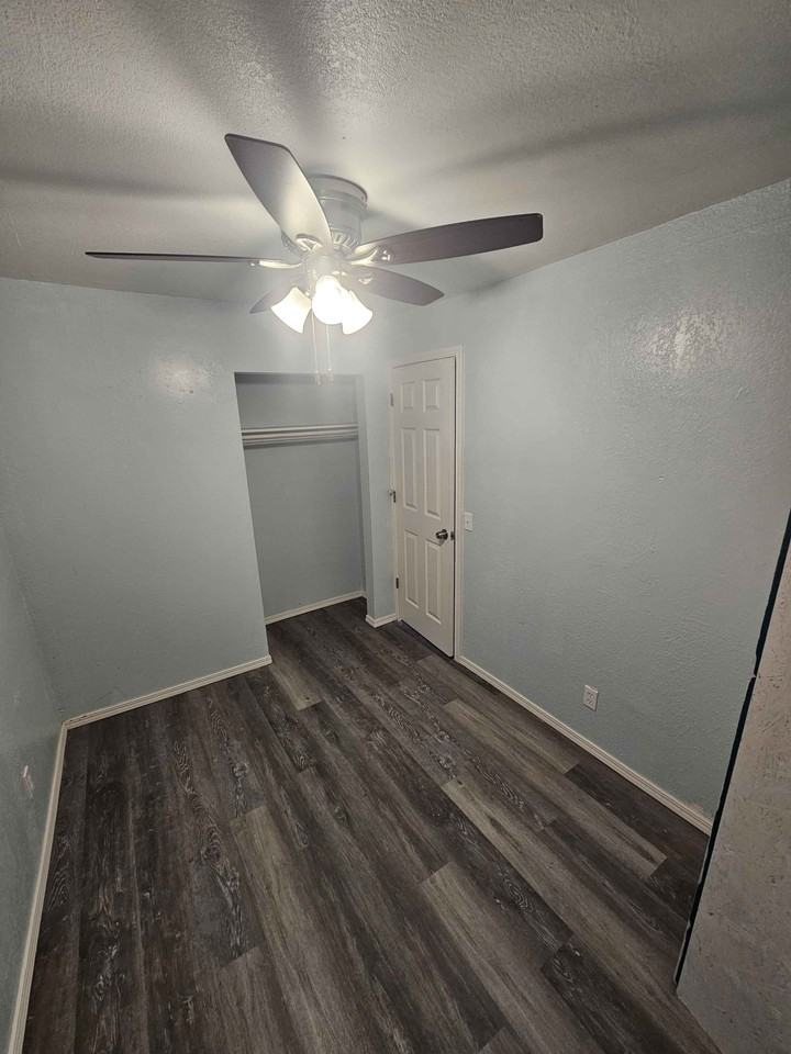 1302 S Highway 30 #1 - Photo 6 of 6