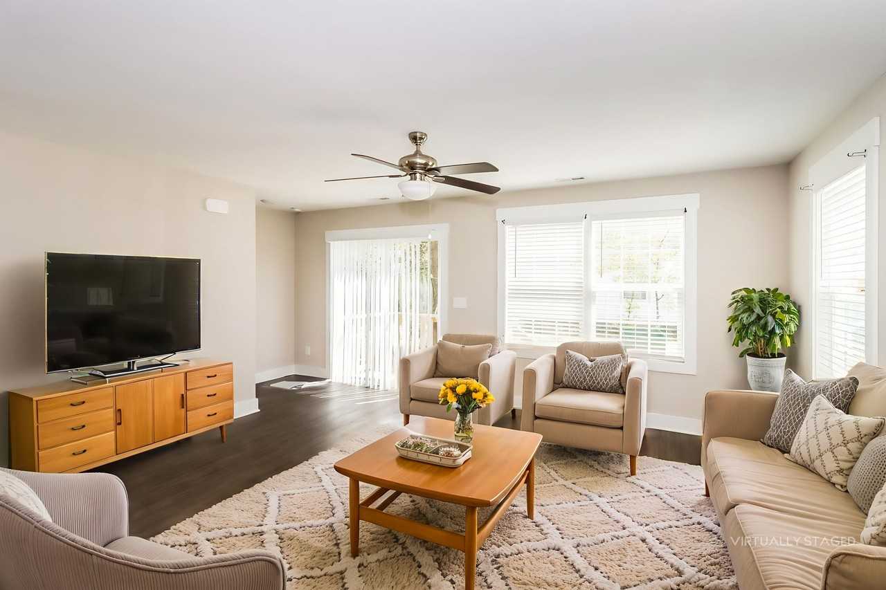 508 508 Grover St - Photo 6 of 16