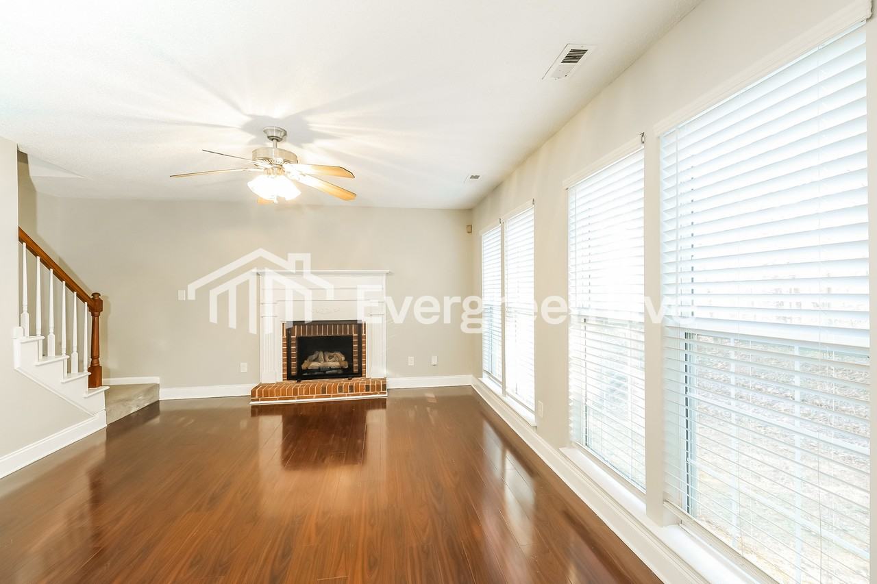 14801 Ashlight Dr - Photo 5 of 15