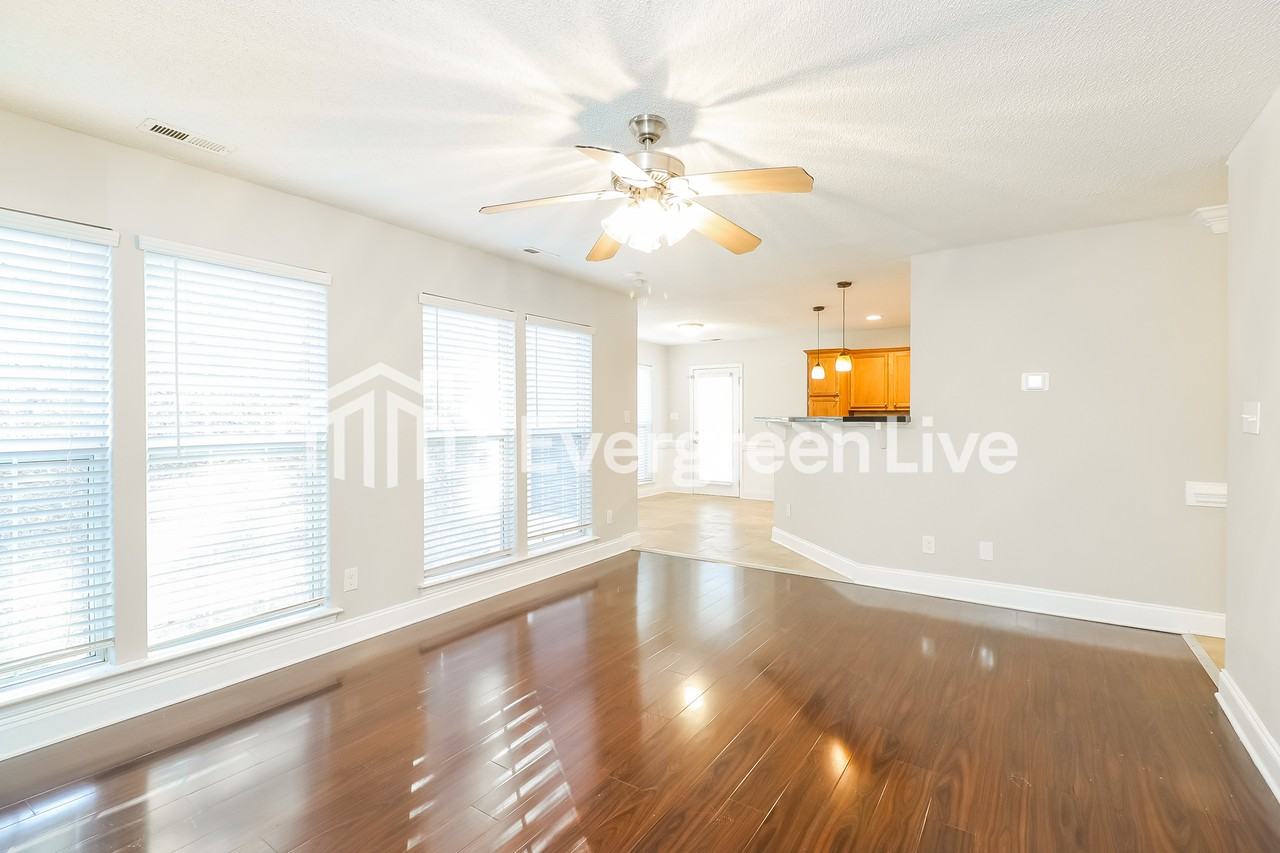 14801 Ashlight Dr - Photo 6 of 15