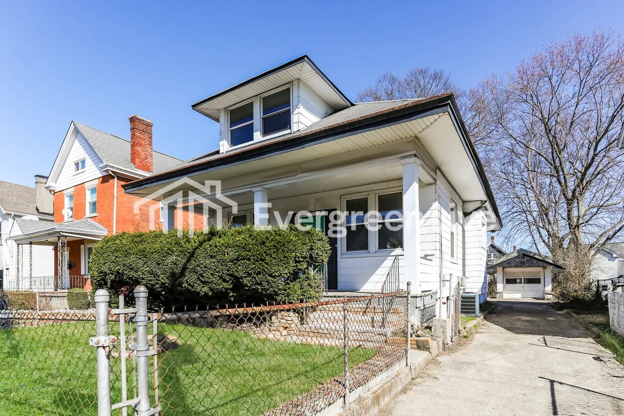 4100 Carter Ave - Photo 2 of 15