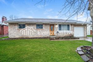 featured image of 1870 Riverdale Rd