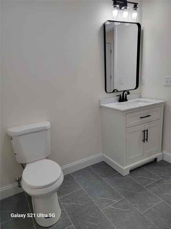 255 Ohio Ave - Photo 7 of 18