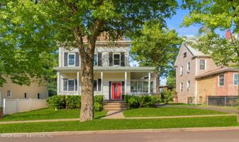 featured image of 413 Cary Ave