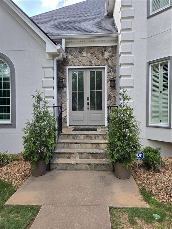 9373 Kingston Crossing Cir - Photo 2 of 24
