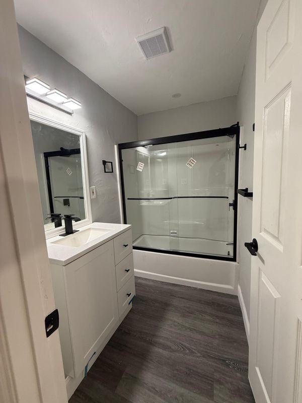 130 Cascade Ave Se - Photo 3 of 18