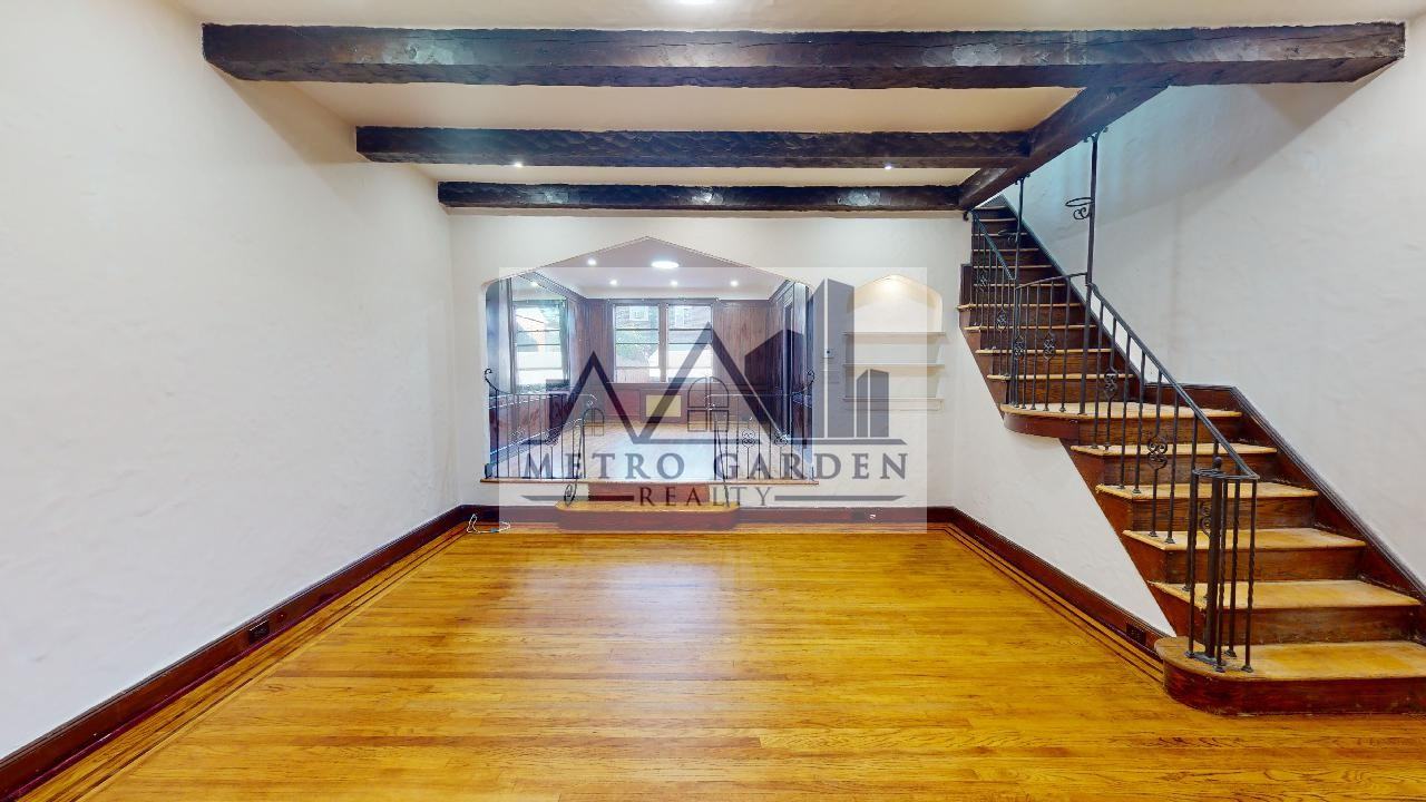 90-09 68th Avenue - Photo 4 of 45