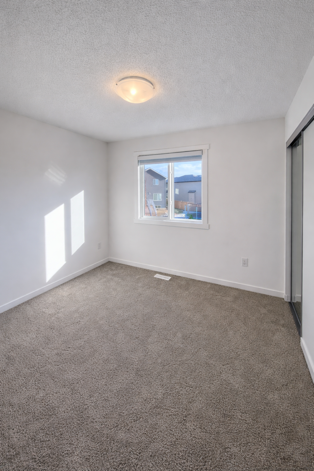 1025 Secord Promenade 52 - Photo 5 of 15