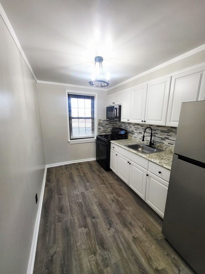 Independence Village - Photo 7 of 14