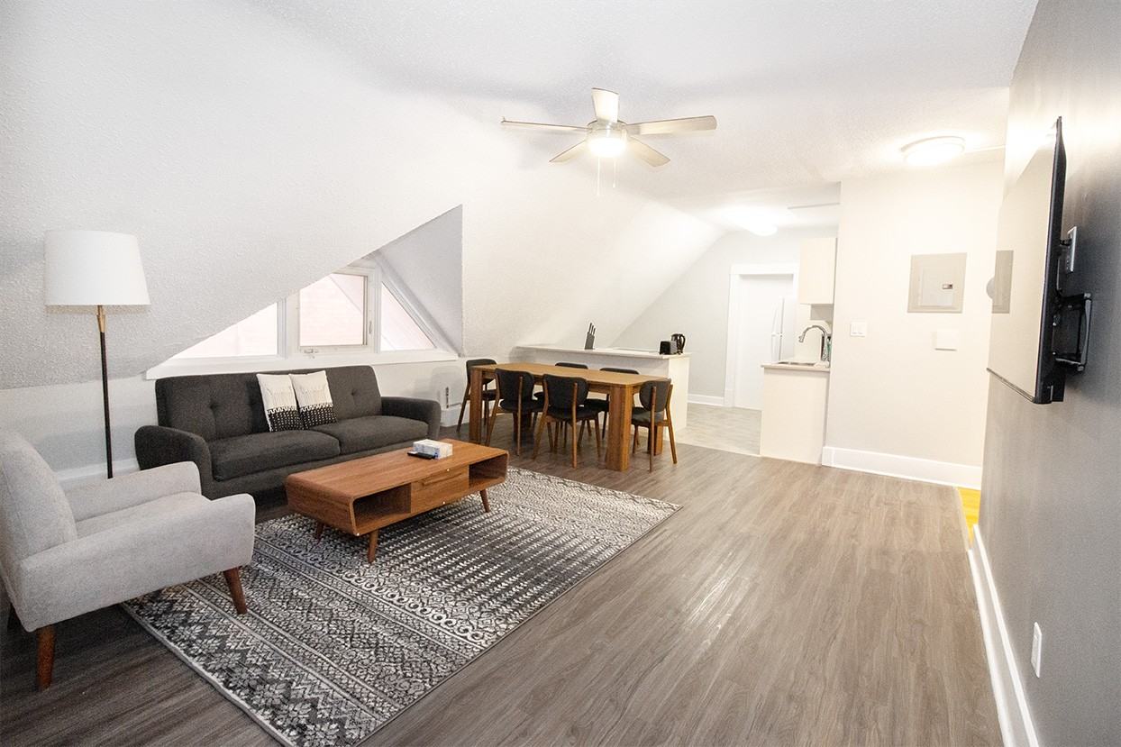 826 Wolseley Avenue - Photo 3 of 28