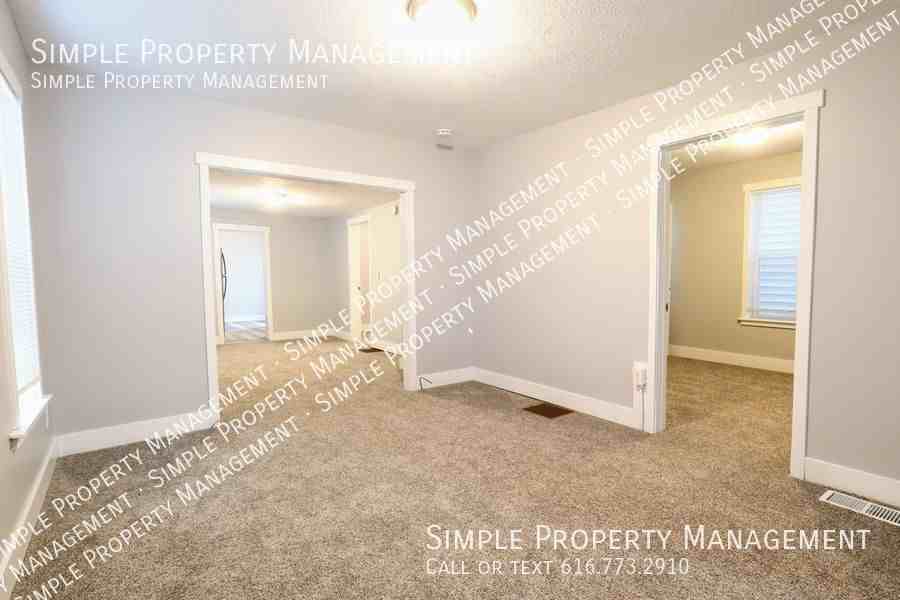 920 4th St Nw #1 - Photo 2 of 19