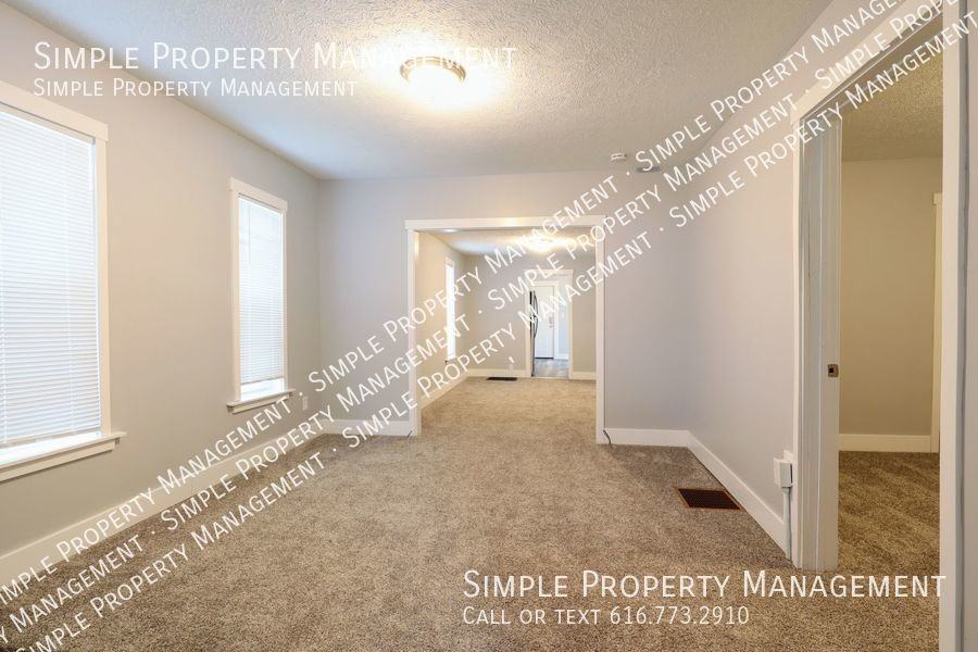 920 4th St Nw #1 - Photo 4 of 19