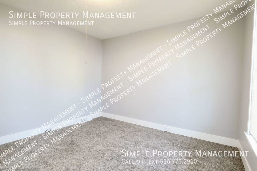 920 4th St Nw #1 - Photo 7 of 19