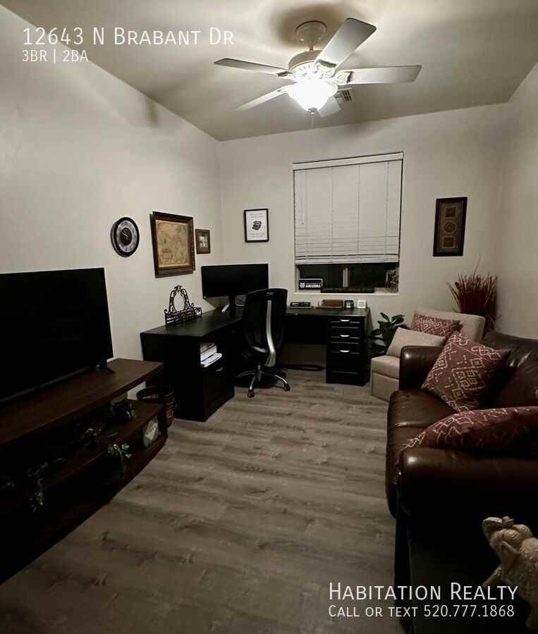 12643 N Brabant Dr - Photo 3 of 19