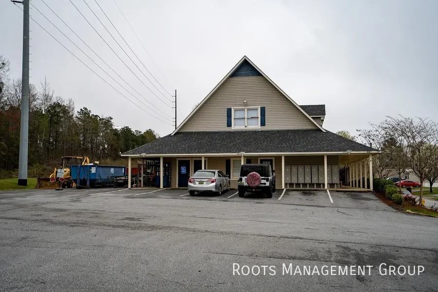 387 Webster Rd #82 - Photo 7 of 22