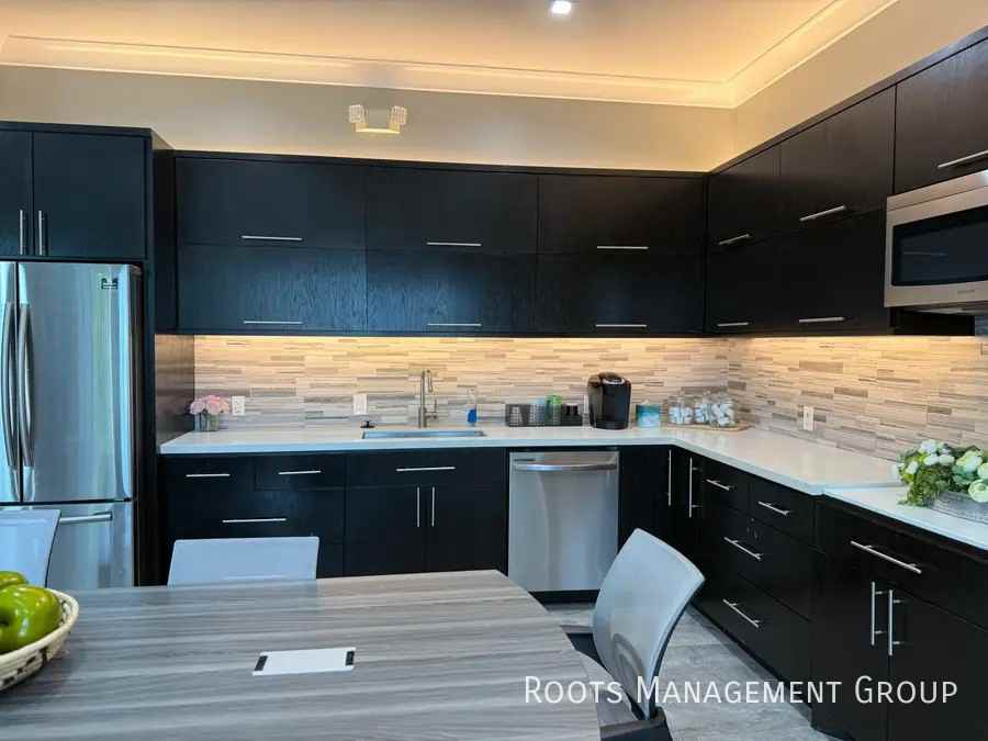 15843 Reddy Ln #15843R - Photo 6 of 10