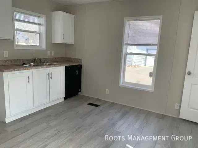 44 Kris Dr #K44 - Photo 3 of 18