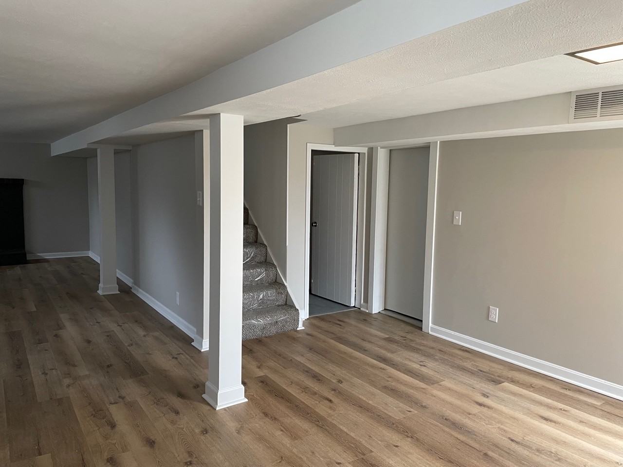 1066 Northview Dr - Photo 7 of 50