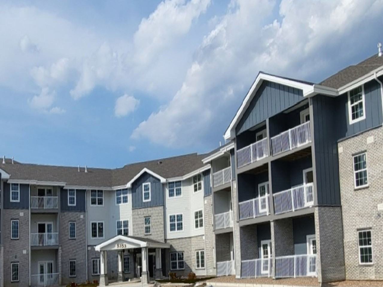 Legacy Arvada Senior Apartments - Photo 7 of 46