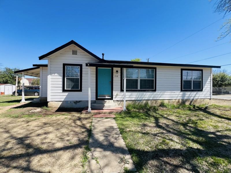 1518 Huron St - Photo 3 of 21