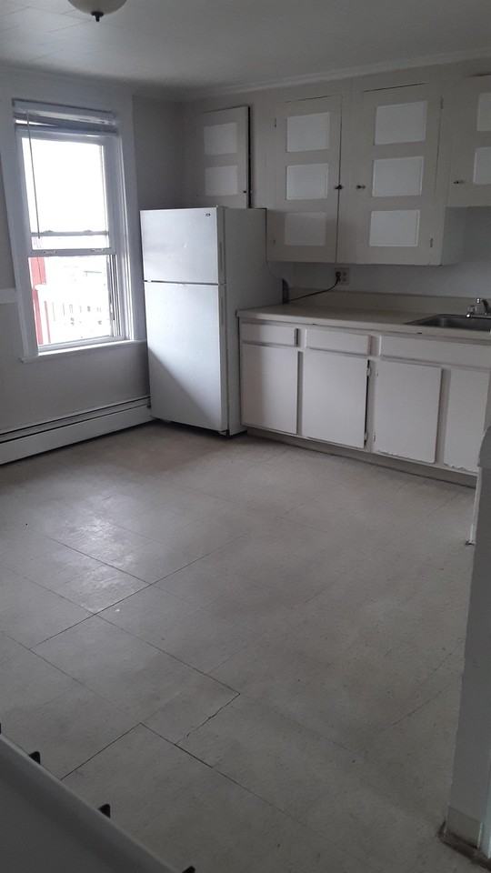 158 Front St #9 - Photo 4 of 8