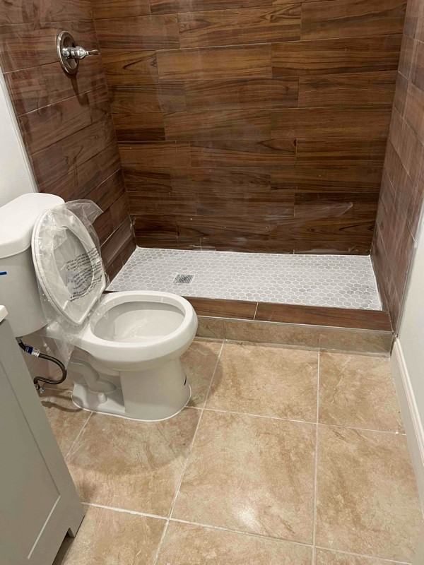 2111 Nw 60th Ave - Photo 6 of 9