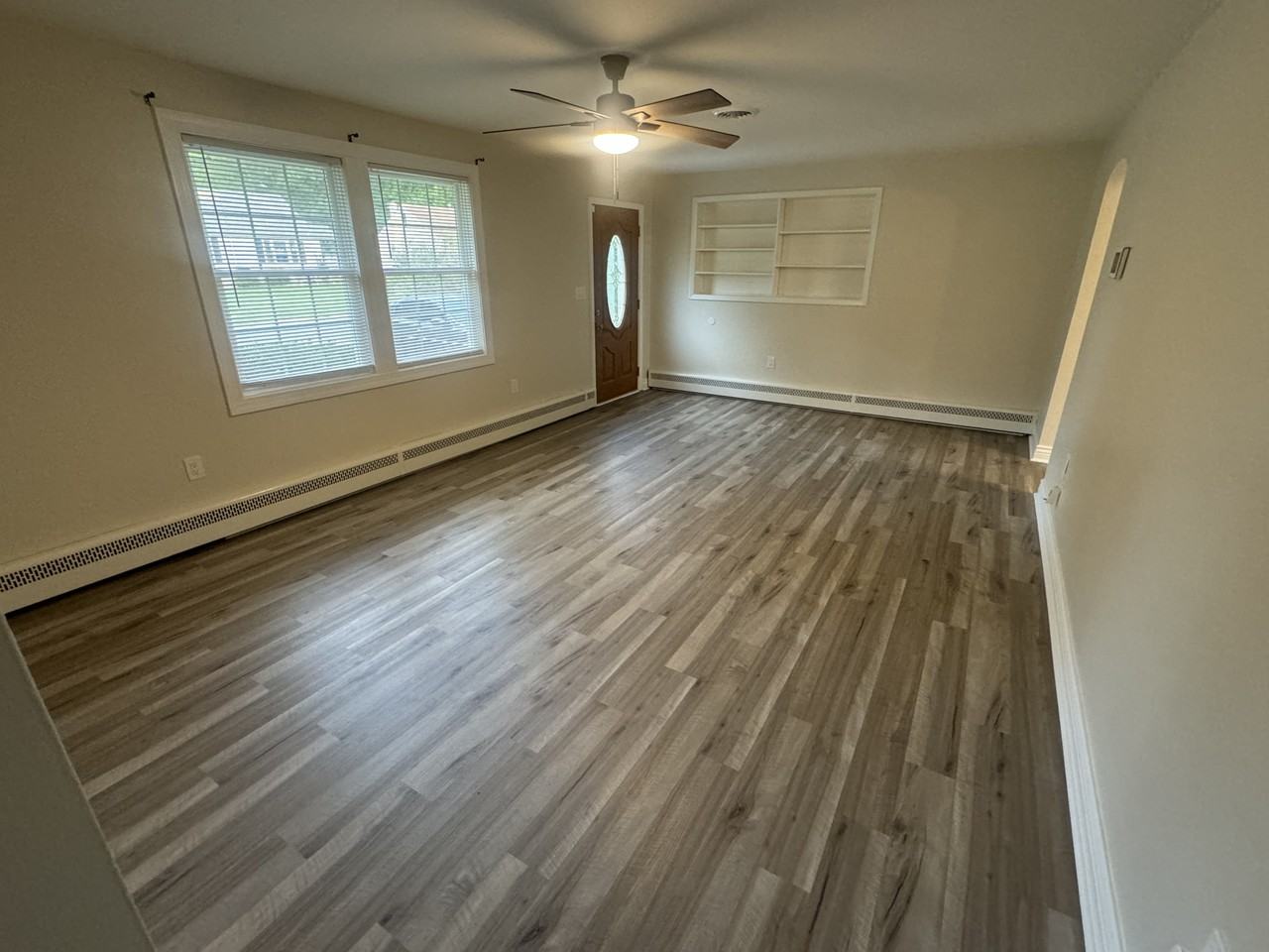 96 N Halsey Rd - Photo 7 of 20