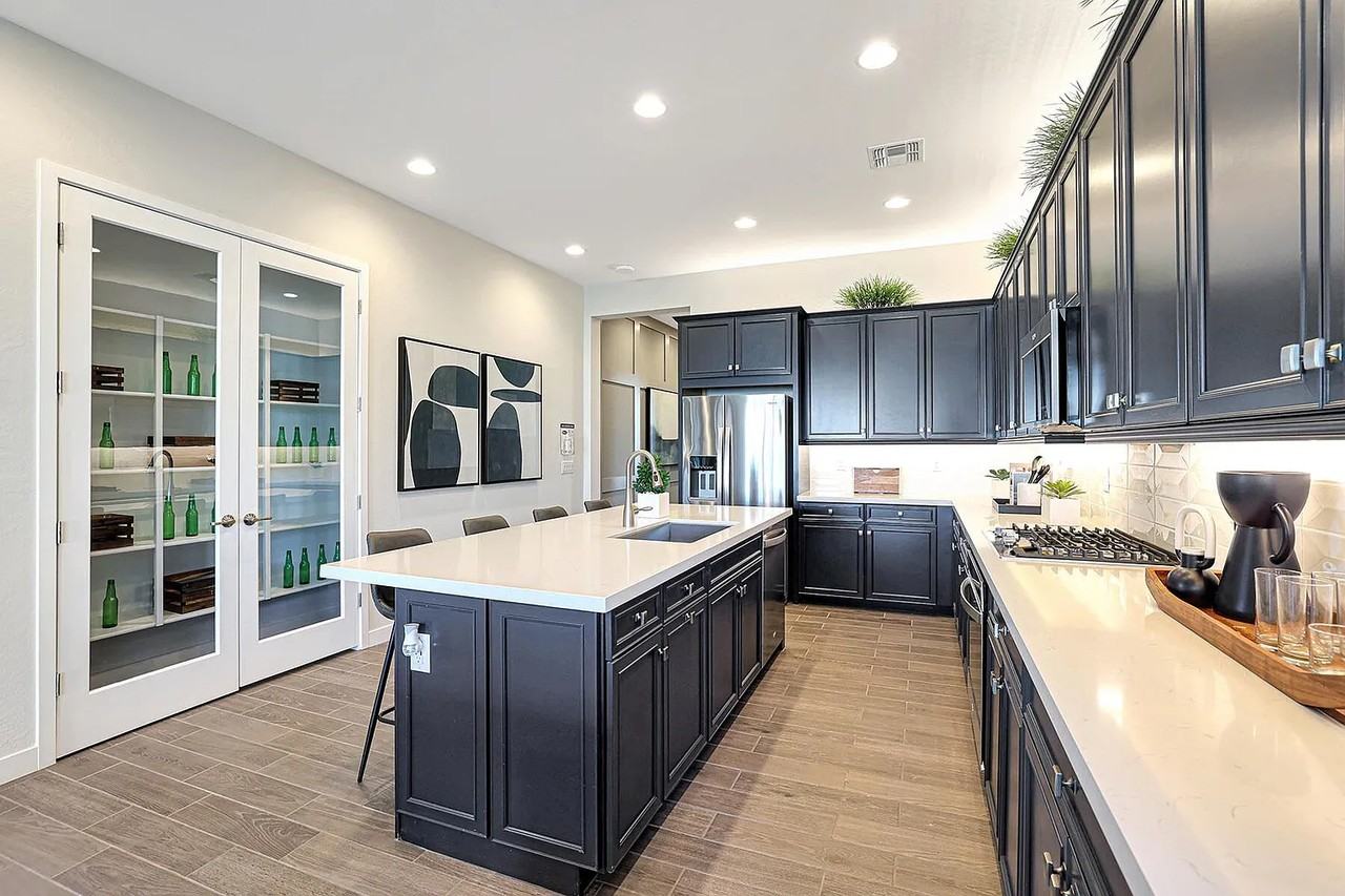 13230 N 174th Ln - Photo 6 of 15