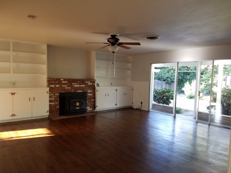 220 Sherman Dr - Photo 5 of 19