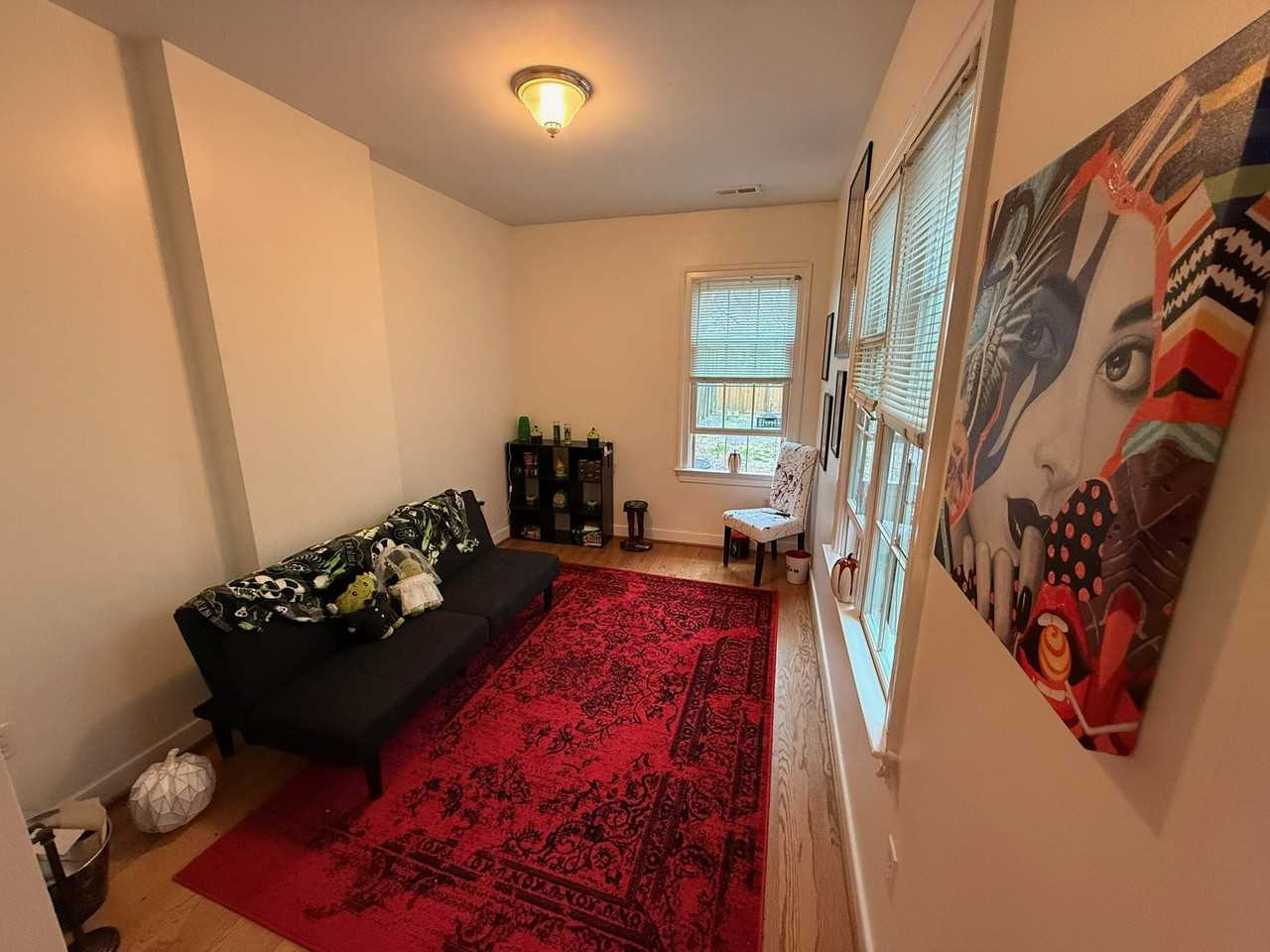 1513 W Cary St - Photo 6 of 13