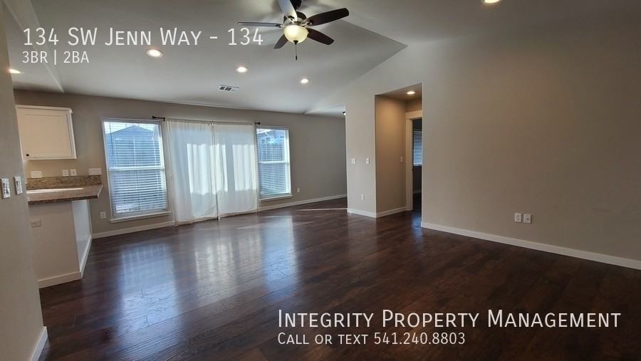 134 Sw Jenn Way #134 - Photo 6 of 21