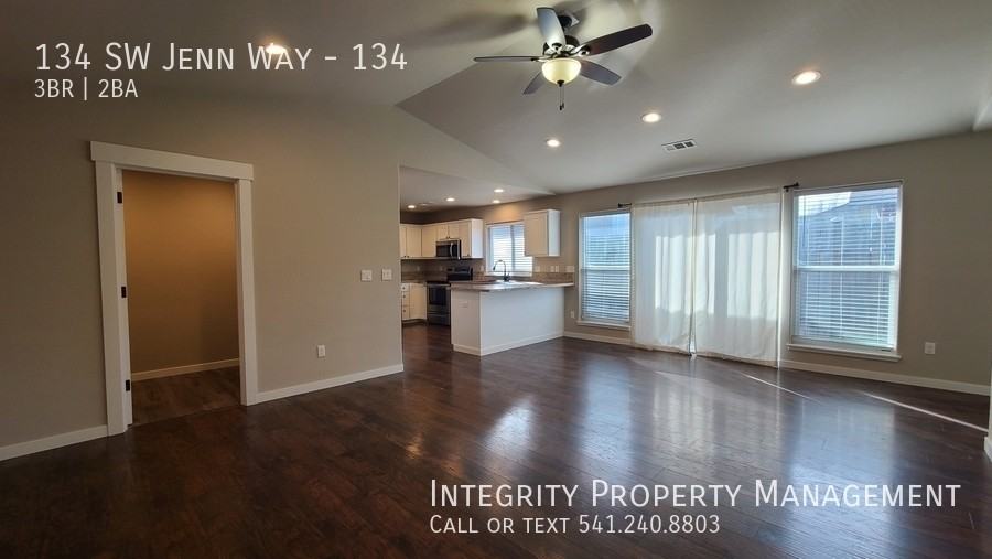 134 Sw Jenn Way #134 - Photo 7 of 21