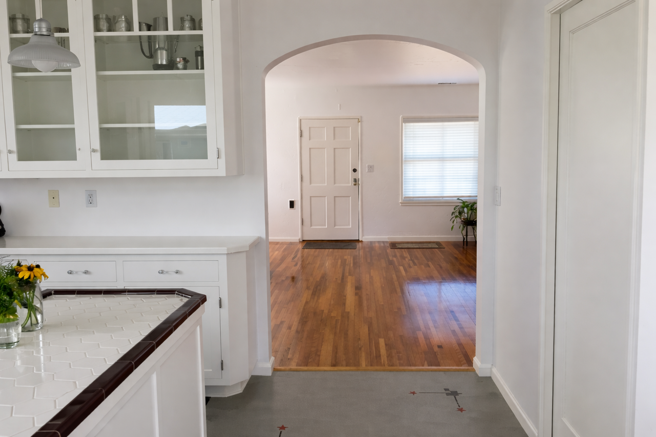 1615 Phillips Ln #A - Photo 4 of 20